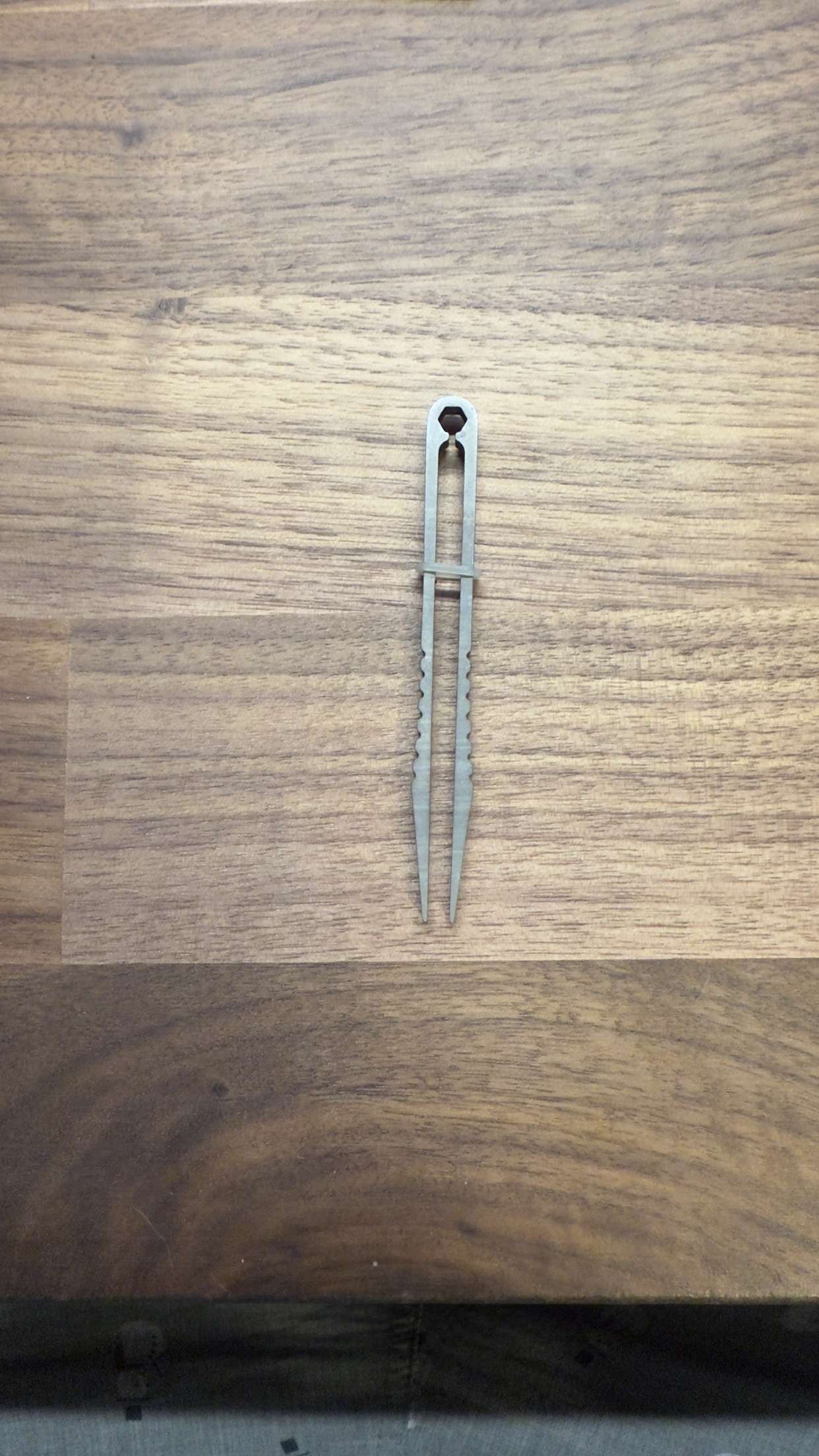 Tweezer